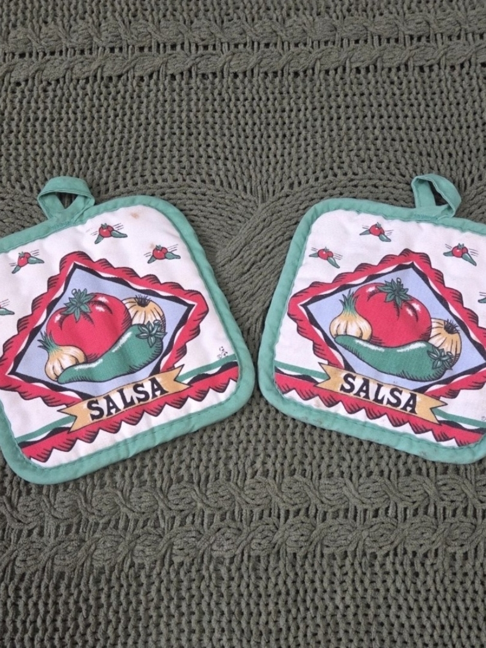Set Of 2 Vintage Salsa Pot Holders Green Vegetable Tomato Pepper